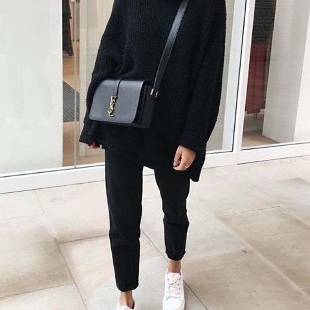 Black joggers